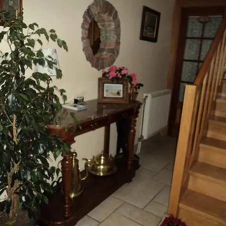 ベッド・アンド・ブレックファスト La Niouche 3*